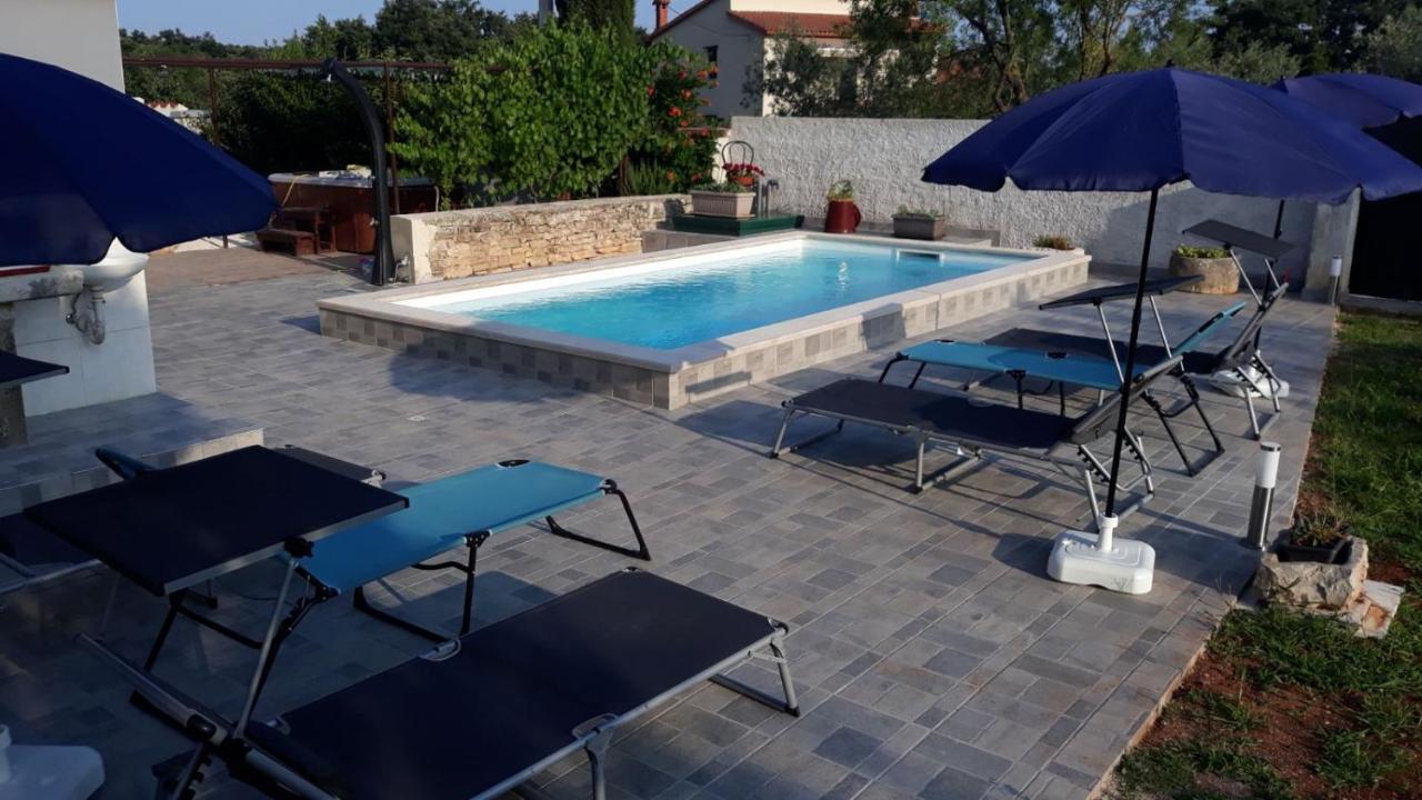 וודניאן Holiday Home Dioniza מראה חיצוני תמונה